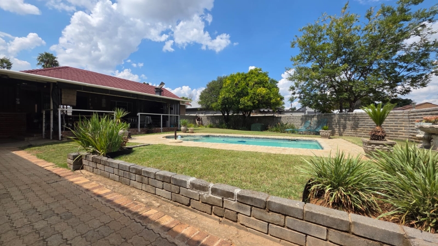 3 Bedroom Property for Sale in Wilkeville North West